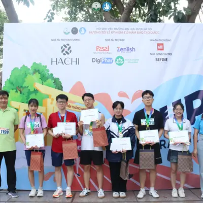 HUPRUNNER và tinh thần chạy bộ vì sức khỏe, chạy bộ hướng tới ngày lễ Kỉ niệm 110 năm Đào tạo Dược.